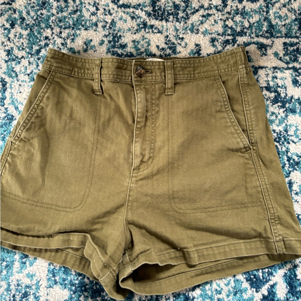 Madewell cotton olive green high waisted shorts size s